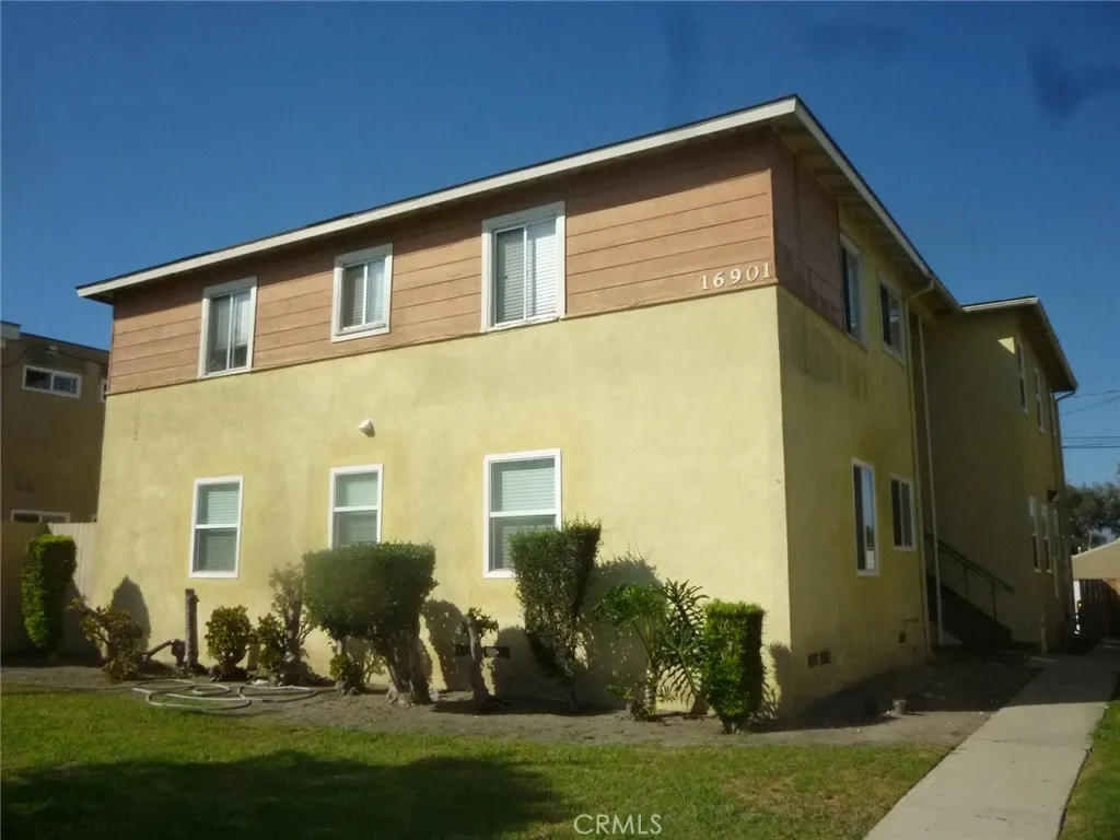 16901 Crenshaw Blvd #7