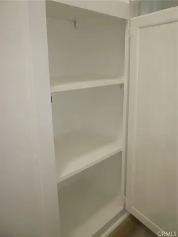 Linen closet in hallway.