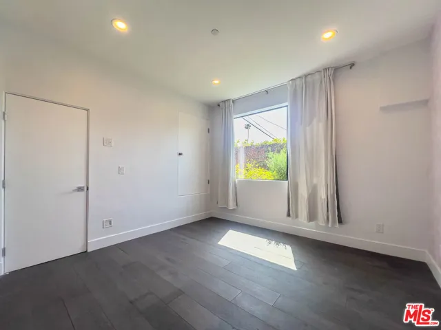 948 N Benton Way, Los Angeles, California 90026 — photo 5