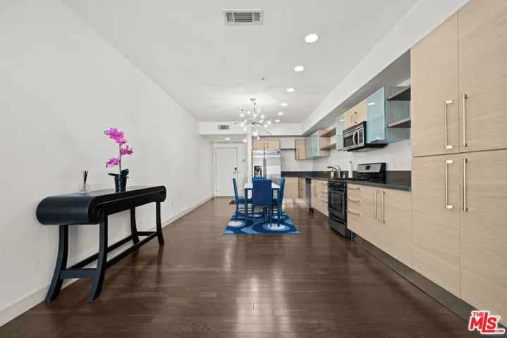 1234 Wilshire Boulevard 213, Los Angeles, California 90017 — photo 4
