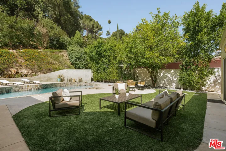 15539 Hamner Drive, Los Angeles, California 90077 — photo 4