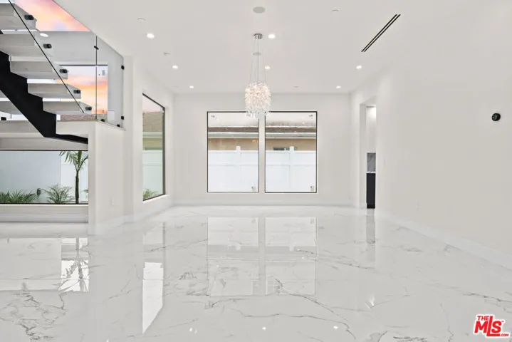1439 Edris Drive, Los Angeles, California 90035 — photo 4