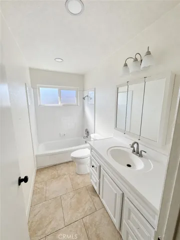2262 W Colchester Drive E, Anaheim, California 92804 — photo 4
