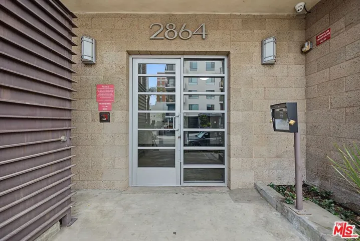 2864 Sunset Place 407, Los Angeles, California 90005 — photo 4