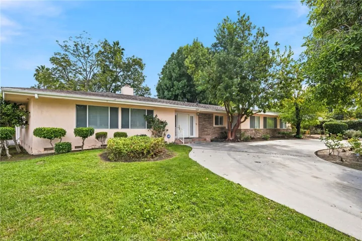 6058 Jumilla, Woodland Hills, California 91367 — photo 4
