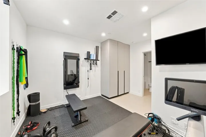 5626 W Murray, Los Angeles, California 90016 — photo 5