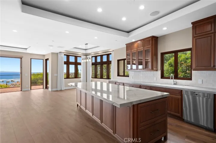 374 Ledroit Street, Laguna Beach, California 92651 — photo 5