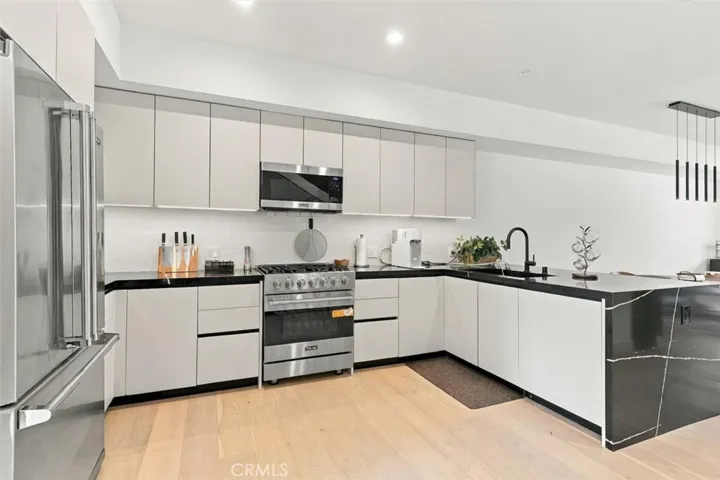 5626 W Murray, Los Angeles, California 90016 — photo 4