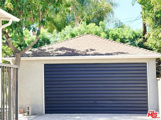 359 Blackshear Avenue, Los Angeles, California 90022 — photo 5