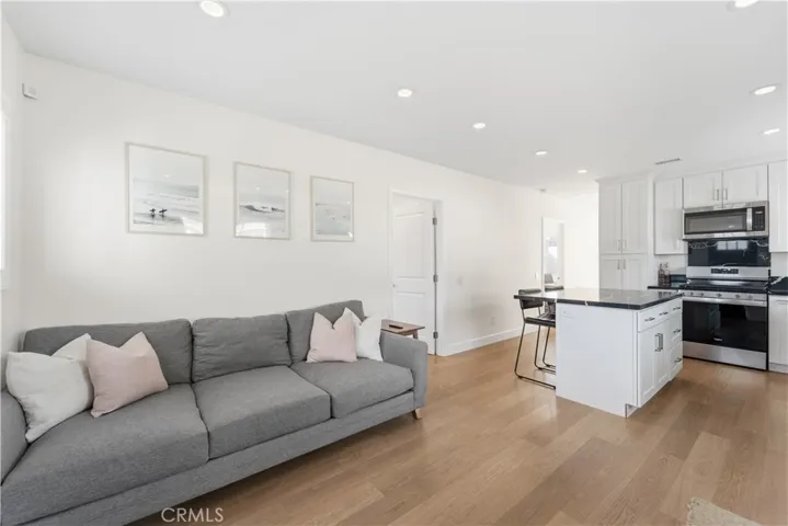 3329 A N Los Coyotes Diagonal A, Long Beach, California 90808 — photo 4