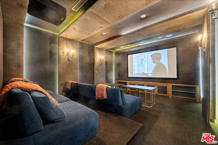 126 N Canyon View Drive, Los Angeles, California 90049 — photo 4