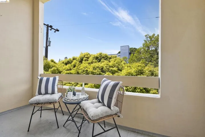 466 Crescent St 307, Oakland, California 94610 — photo 4
