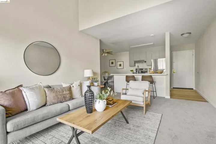 466 Crescent St 307, Oakland, California 94610 — photo 5