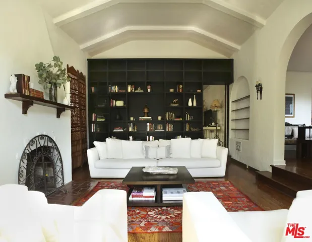 146 N La Peer Drive, West Hollywood, California 90048 — photo 4