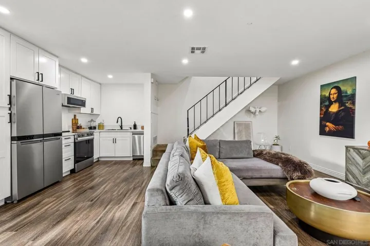 6928 Camphor, San Diego, California 92139 — photo 4