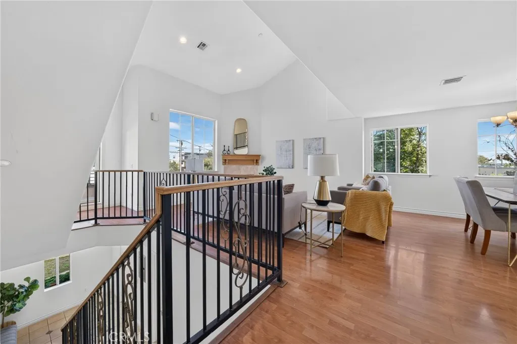 gallery-image 5