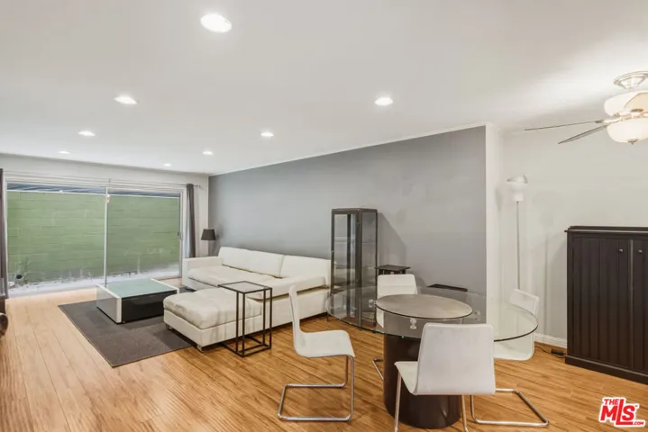 2260 N Cahuenga Boulevard 106, Los Angeles, California 90068 — photo 5