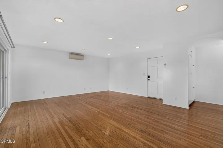 1751 Lucretia Avenue, Los Angeles, California 90026 — photo 5