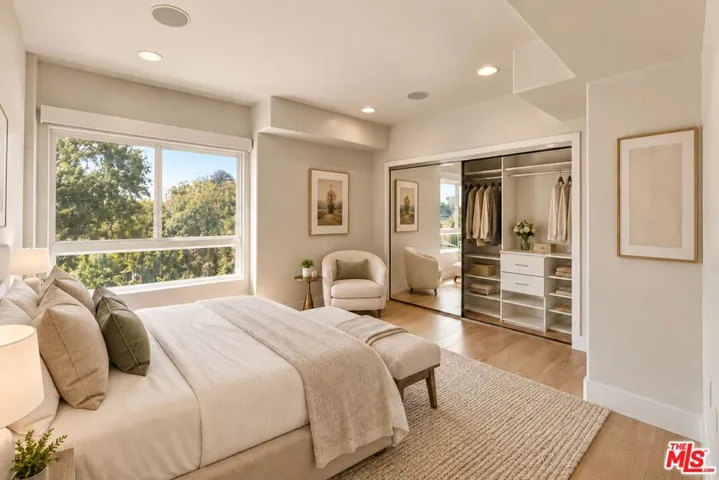 438 Arnaz Drive 106, Los Angeles, California 90048 — photo 5