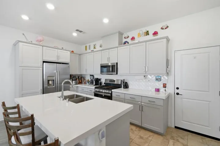2044 Bluestone Cir., Chula Vista, California 91913 — photo 4