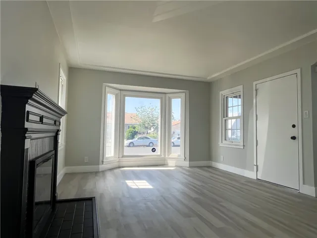 8718 Cimarron Street, Los Angeles, California 90047 — photo 5