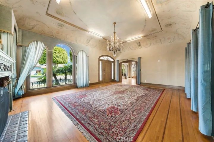 702 E Chapman, Orange, California 92866 — photo 5
