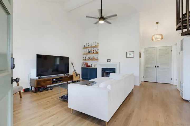 4517 Utah Street 5, San Diego, California 92116 — photo 4