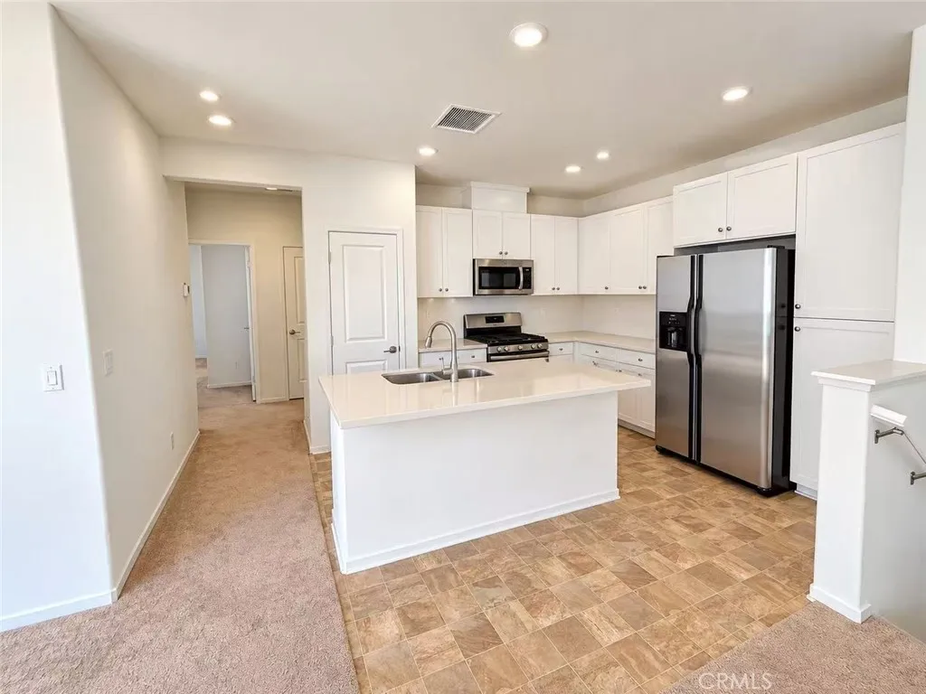 gallery-image 4