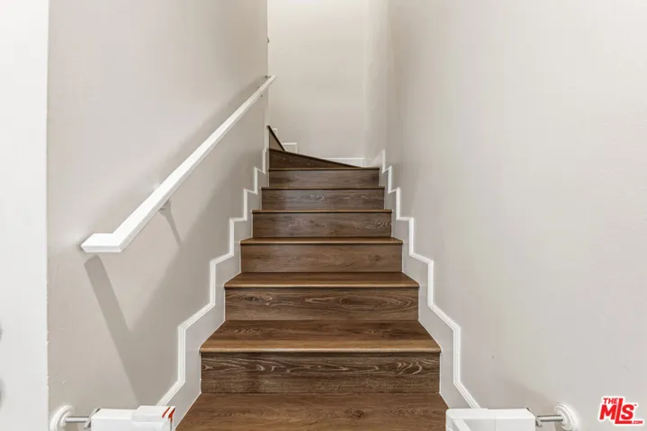 1000 S Westgate Avenue 202, Los Angeles, California 90049 — photo 4