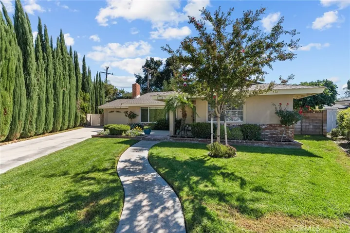 23044 Hilse, Newhall, California 91321 — photo 4