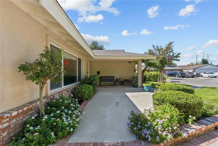 23044 Hilse, Newhall, California 91321 — photo 5