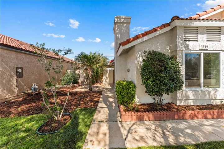3515 E Avenue R12, Palmdale, California 93550 — photo 4