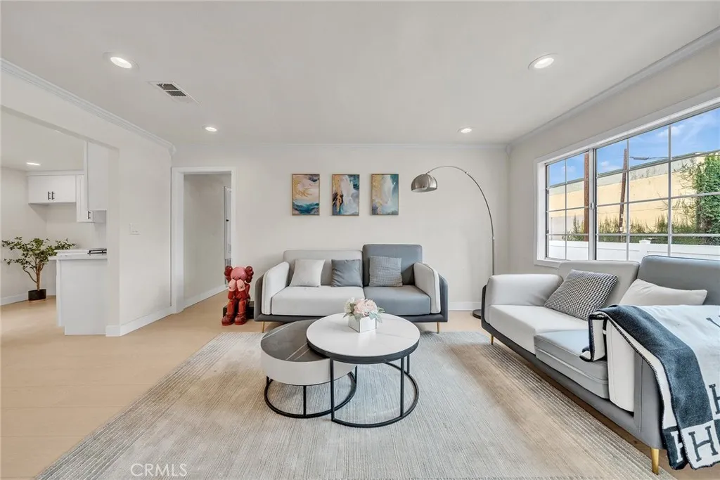 gallery-image 3