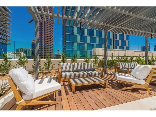 889 Francisco Street 3608, Los Angeles, California 90017 — photo 4