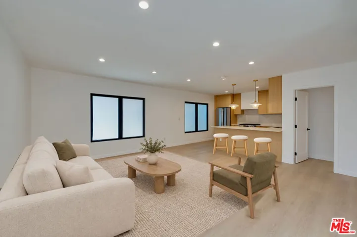 1223 Havenhurst Drive 3, West Hollywood, California 90046 — photo 5
