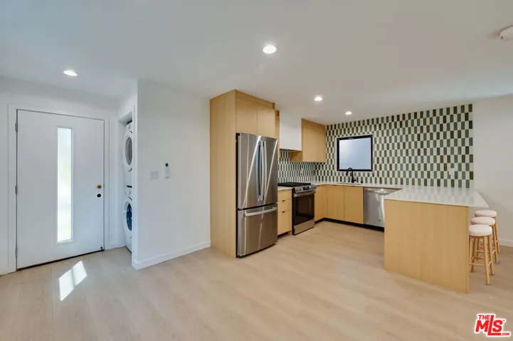 1223 Havenhurst Drive 4, West Hollywood, California 90046 — photo 4
