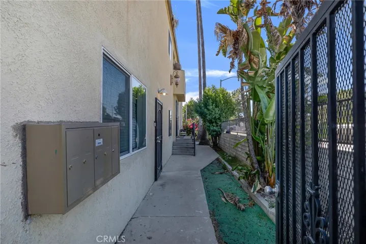 6512 Balboa Boulevard, Van Nuys, California 91406 — photo 5