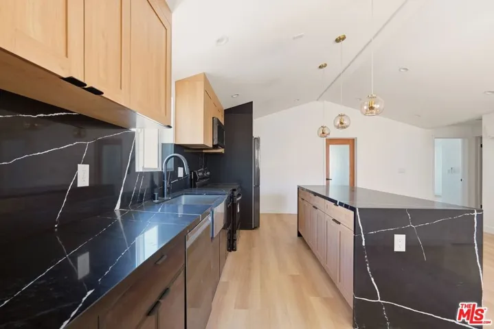 1134 1/2 S Wooster Street, Los Angeles, California 90035 — photo 5