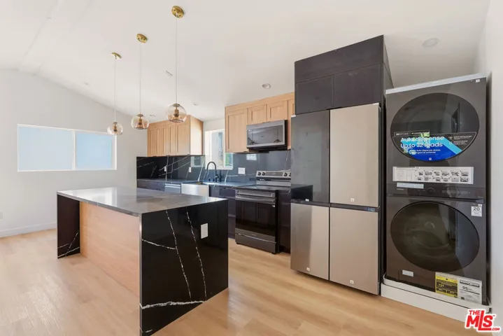 1134 1/2 S Wooster Street, Los Angeles, California 90035 — photo 4