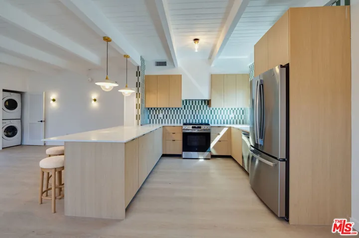1223 Havenhurst Drive 7, West Hollywood, California 90046 — photo 4