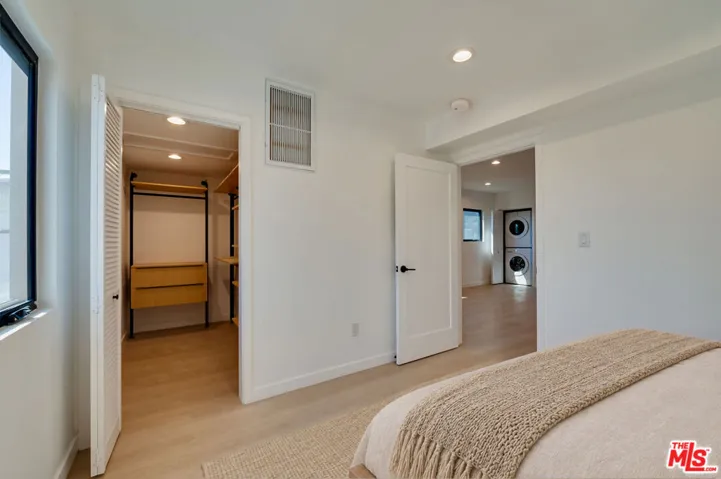 1223 Havenhurst Drive 8, West Hollywood, California 90046 — photo 5