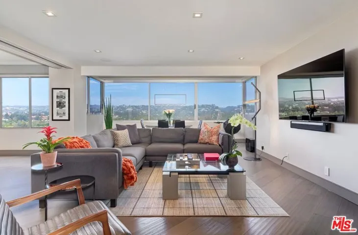 865 Comstock Avenue 16f, Los Angeles, California 90024 — photo 5