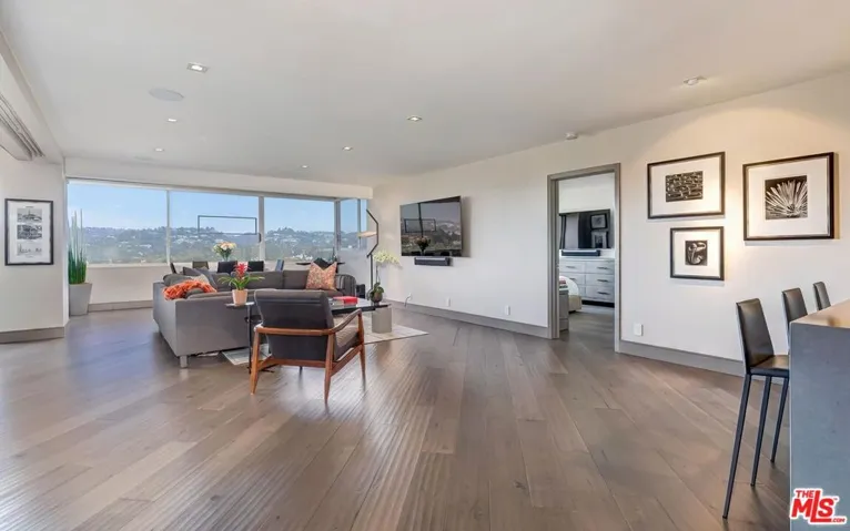 865 Comstock Avenue 16f, Los Angeles, California 90024 — photo 4