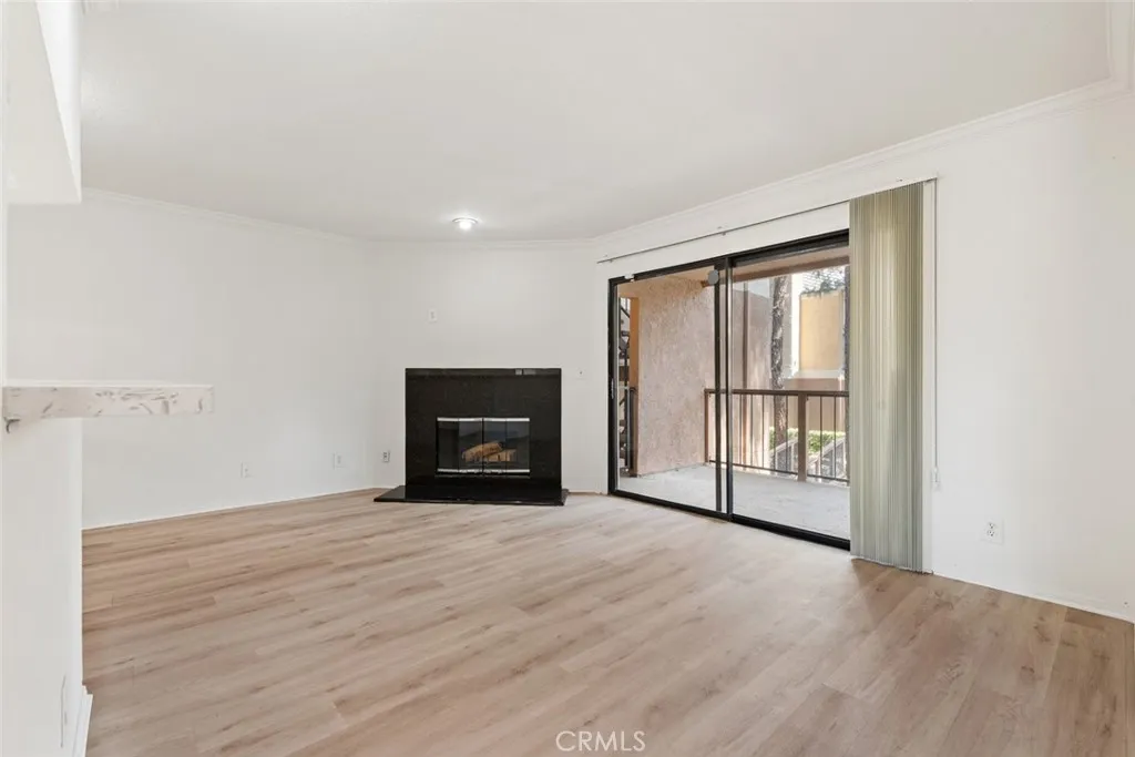 gallery-image 2