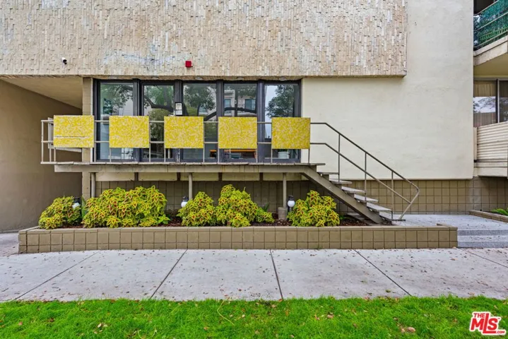 320 S Gramercy Place 105, Los Angeles, California 90020 — photo 4