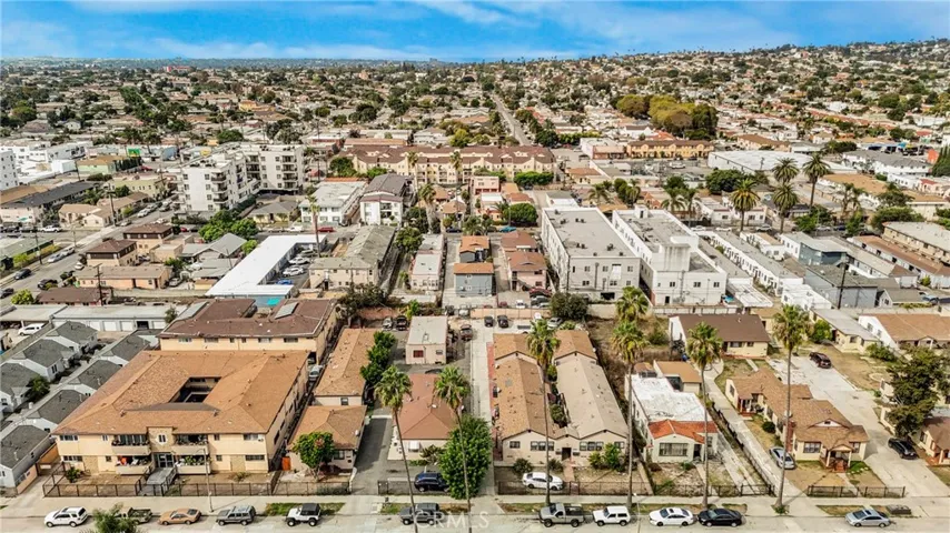 6401 S Victoria, Los Angeles, California 90043 — photo 5