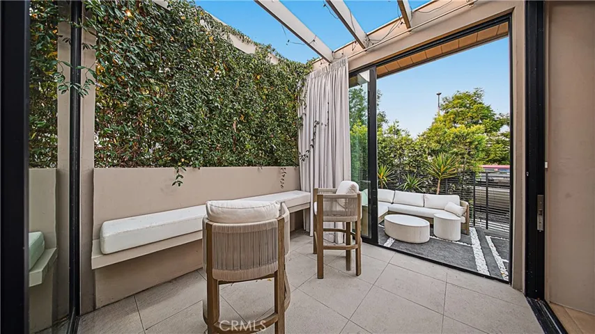 8840 Ashcroft, Los Angeles, California 90048 — photo 5