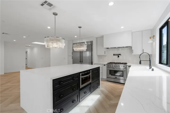 3549 Elm Drive, Calabasas, California 91302 — photo 4