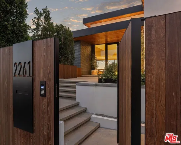 2261 Hercules Drive, Los Angeles, California 90046 — photo 5