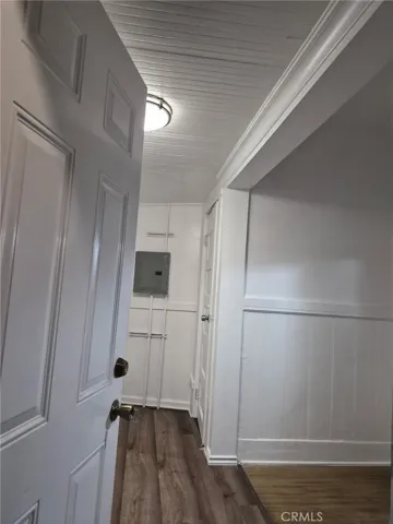 4247 S Olive Street, Los Angeles, California 90037 — photo 4